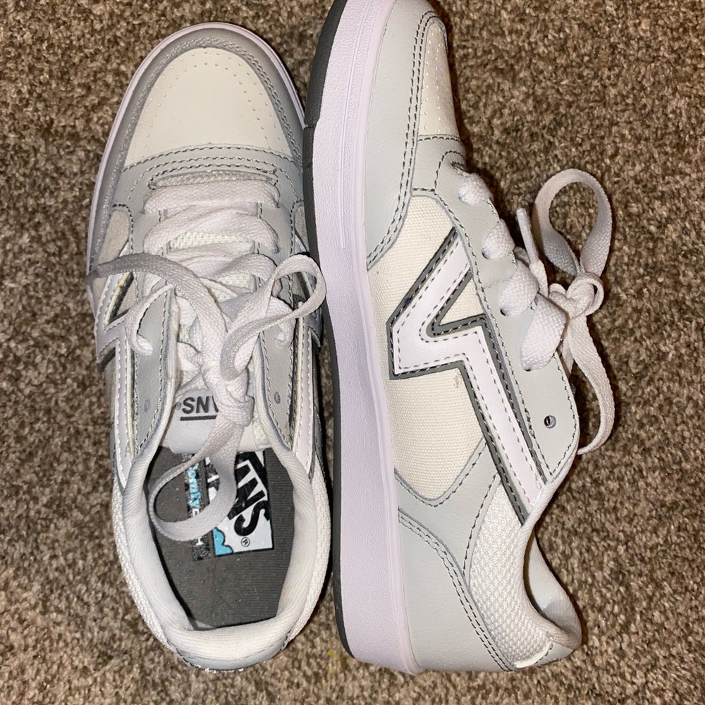 NWOT Vans Lowland Sneakers - Picture 2 of 4
